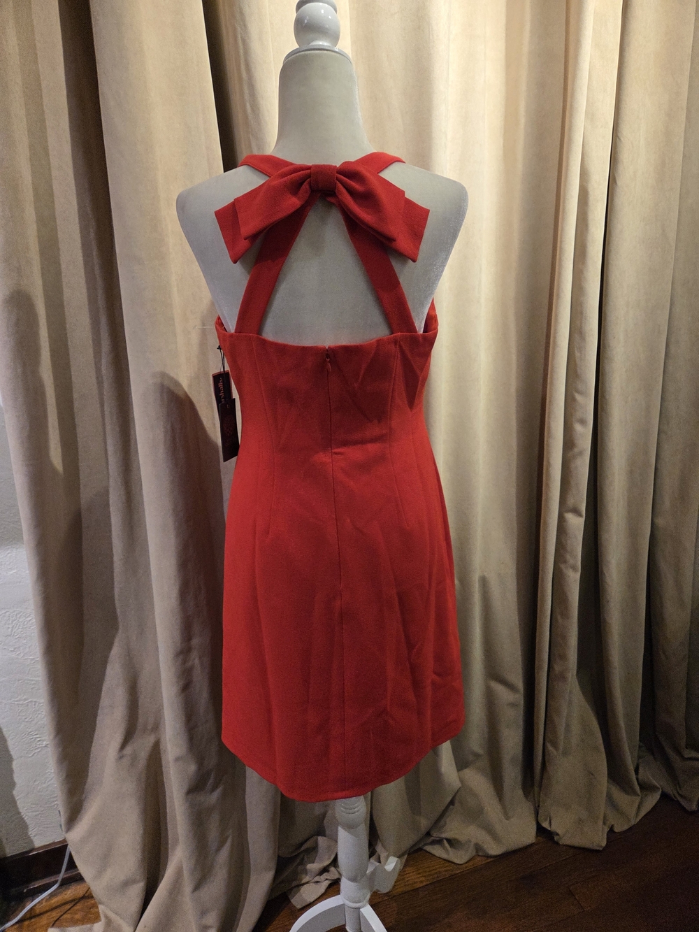 Vince Camuto Red Back-Bow Halter Mini Dress